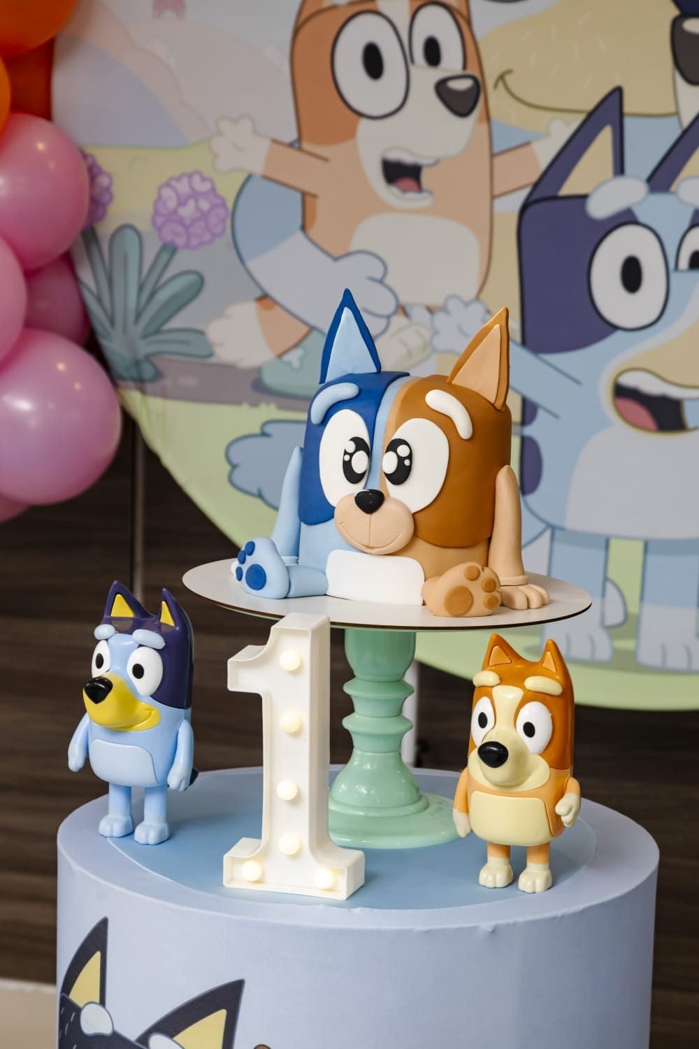 Bolo temático Bluey